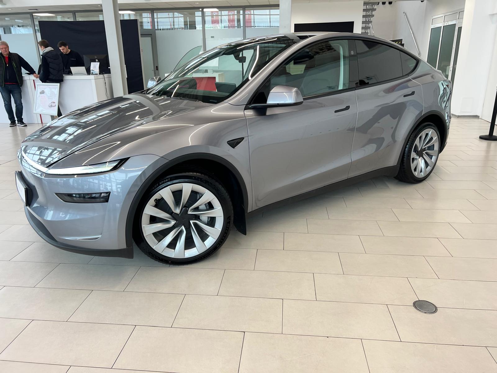 Jak działa system chłodzenia baterii w Tesli i dlaczego jest tak ważny